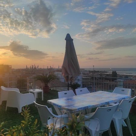 La Terrazza Falconara Marittima Exterior photo