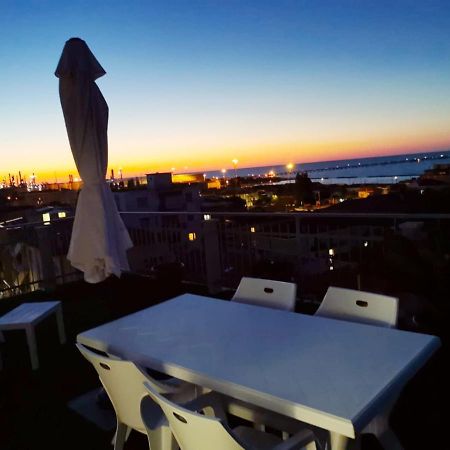 La Terrazza Falconara Marittima Exterior photo