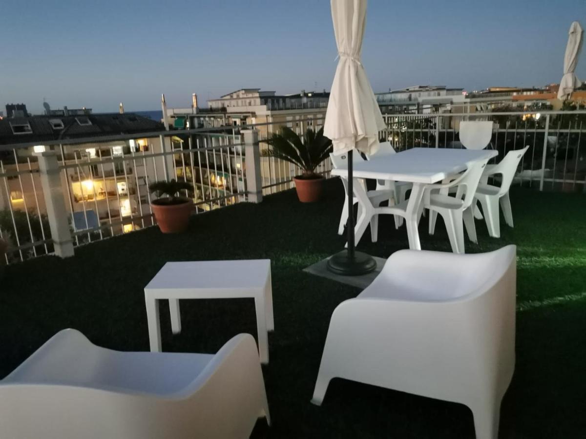 La Terrazza Falconara Marittima Exterior photo