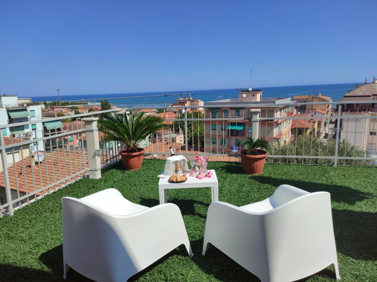 La Terrazza Falconara Marittima Exterior photo